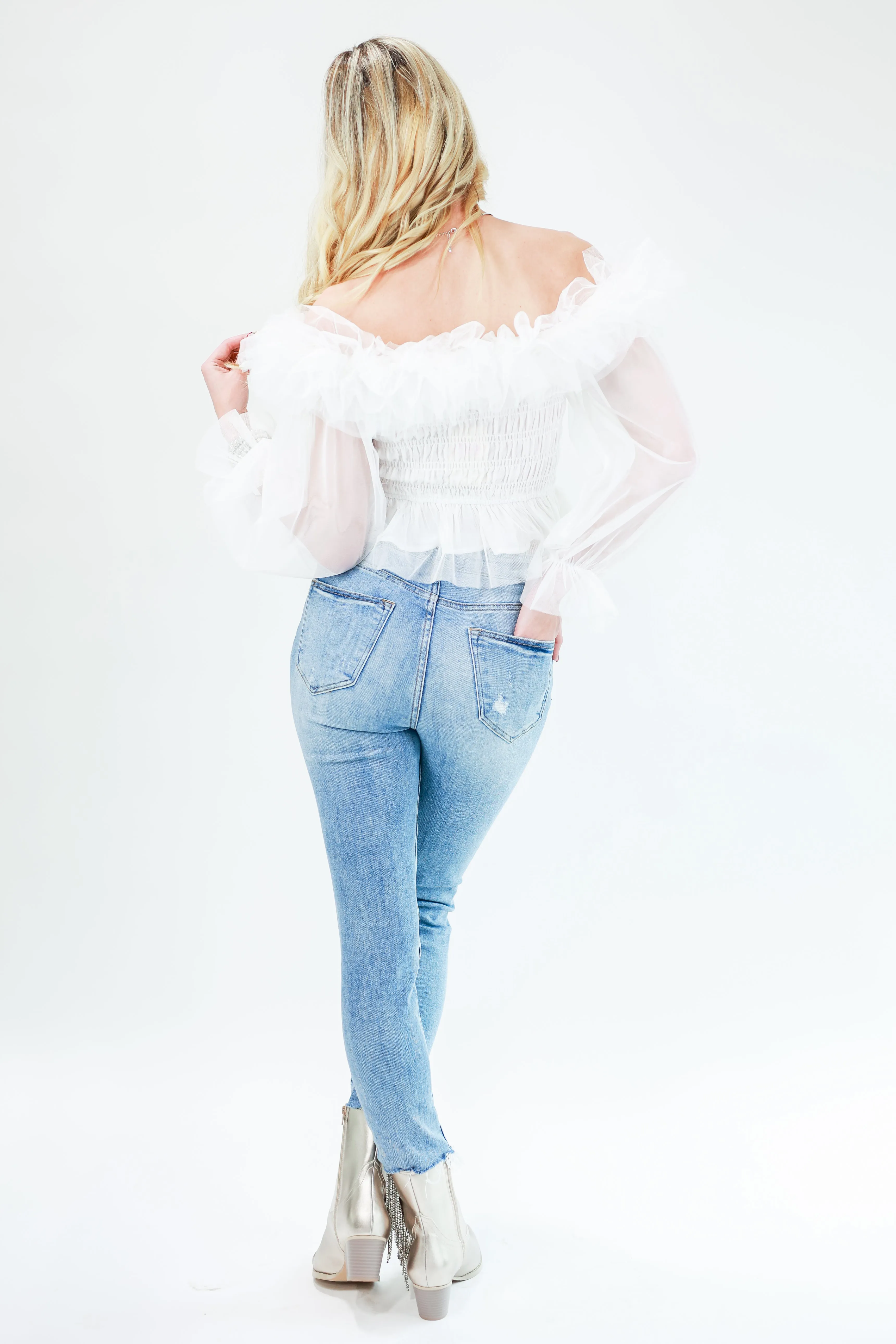 Complimenting Accent Tulle Top In White