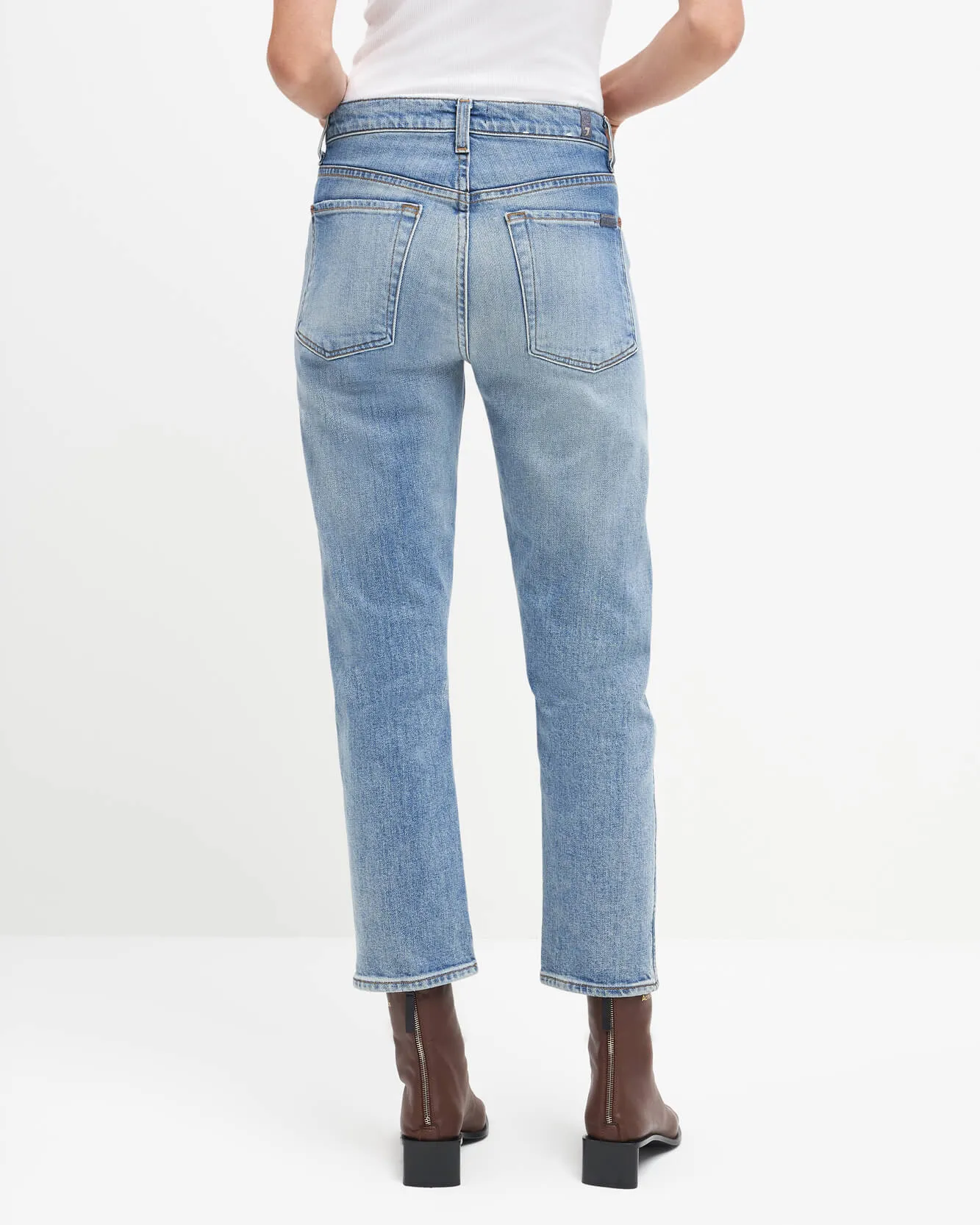 Easy Slim With Floral Embroidery In Ventura