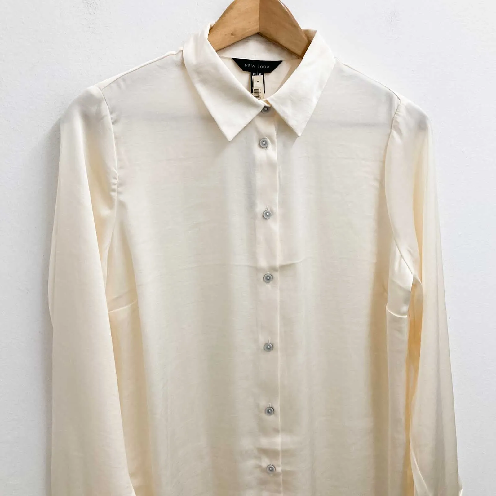 New Look Blouse Size 12 Ivory Satin Silky Oversized Long Sleeve