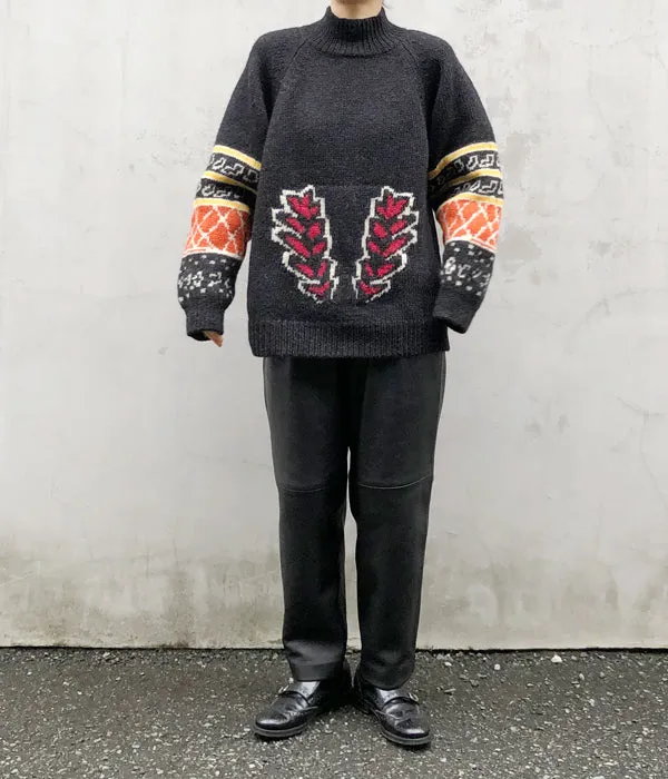 TAN/PAINTING JAQUARD PULLOVER(BLACK)