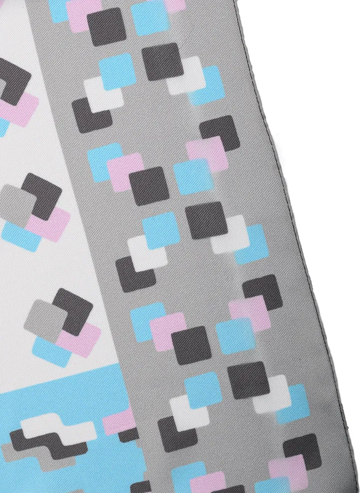 Women's Geometric Cube Print Square Scarf